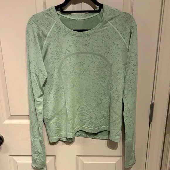 EUC Lululemon Set - Picture 2 of 9